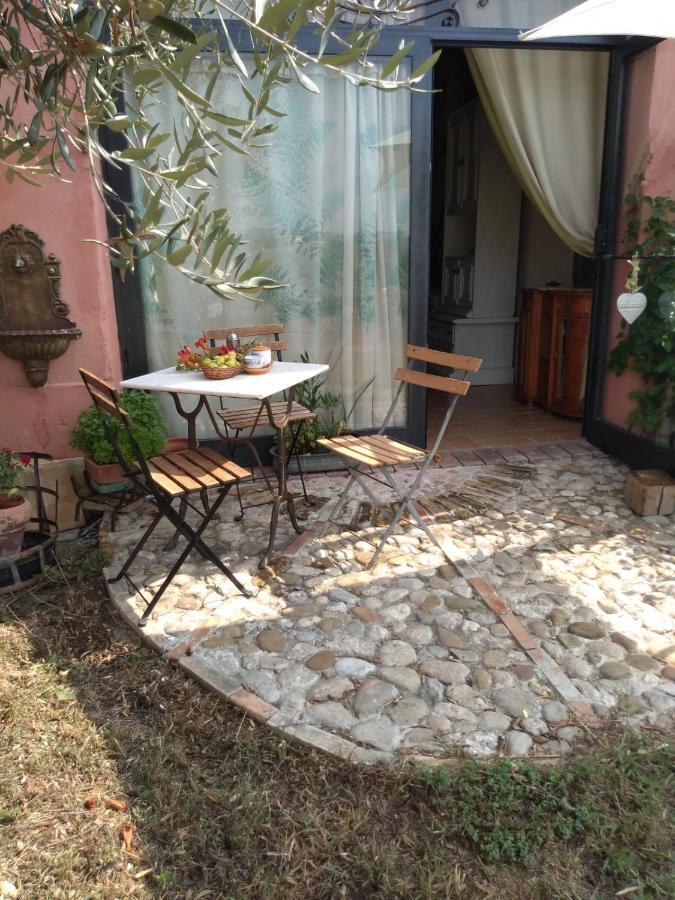Villa Abruzzocasacampagna Collecorvino - Monolocale Con Mini-Cucina, Giardino E Parcheggio Exterior foto