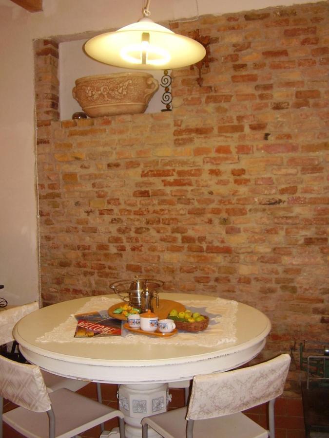 Villa Abruzzocasacampagna Collecorvino - Monolocale Con Mini-Cucina, Giardino E Parcheggio Exterior foto